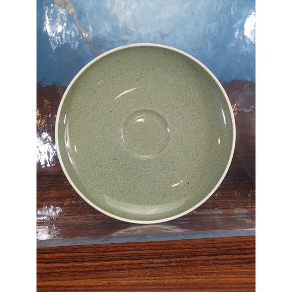 Vintage Harkerware Green 2 Pc Saucers Russel Wright Signed - Picture 2 of 13